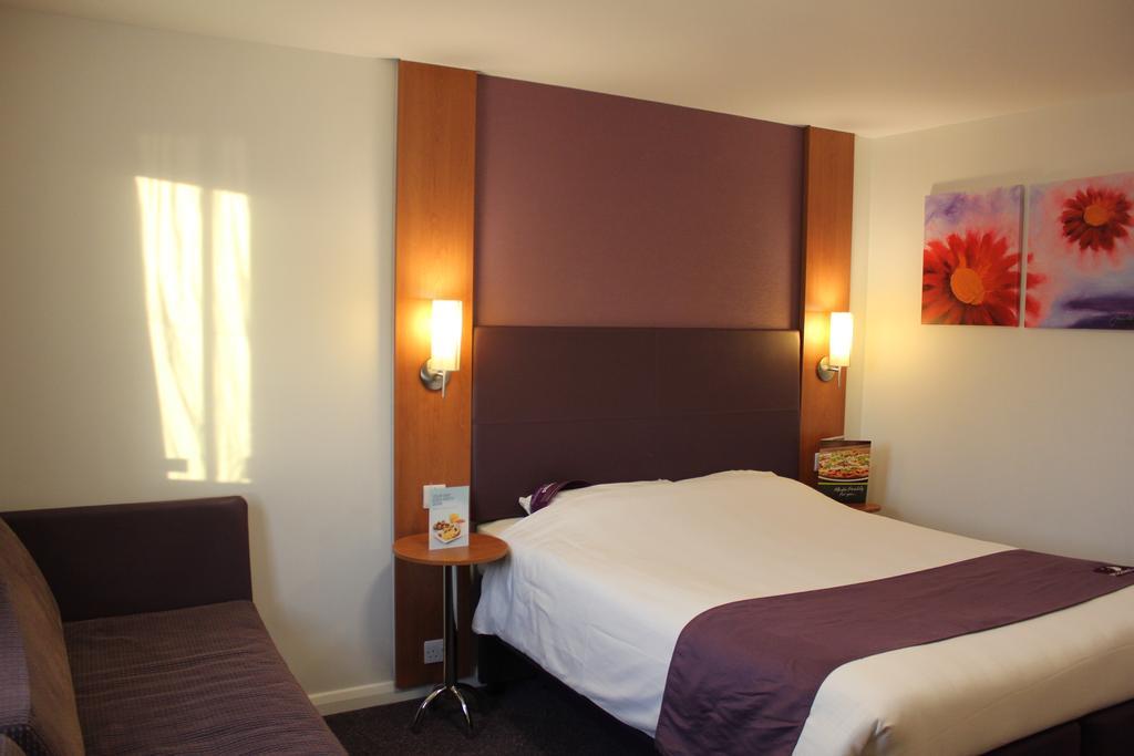 Premier Inn London Docklands Excel 外观 照片